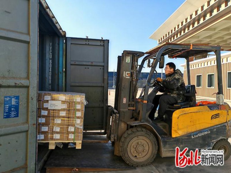 货物装卸选购指南：让搬运更简单高效